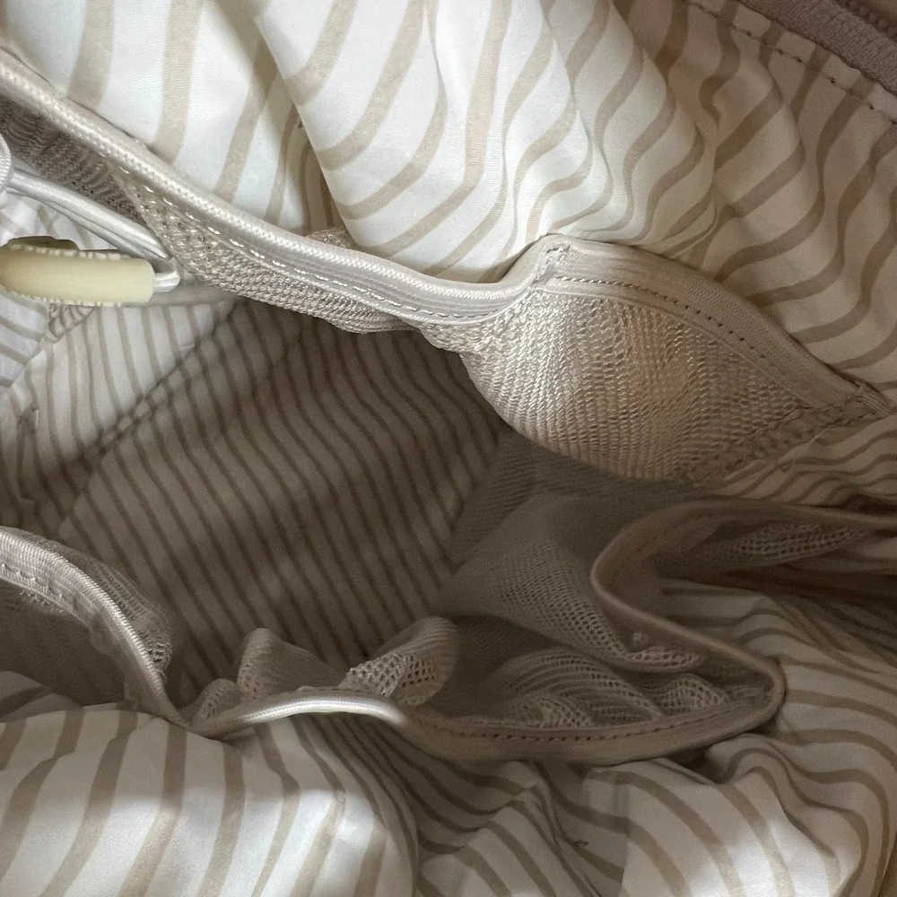 Lululemon Floral Drawstring Gym Tote Bag Taupe Champagne Rose Gold Logo *FLAWED*